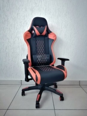 Кресло геймерское Barneo K-53 (черная экокожа оранжевые вставки) в Игриме - igrim.ok-mebel.com | фото