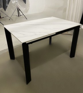 Стол CORNER 120 MATT WHITE MARBLE SOLID CERAMIC / BLACK, ®DISAUR в Игриме - igrim.ok-mebel.com | фото 2